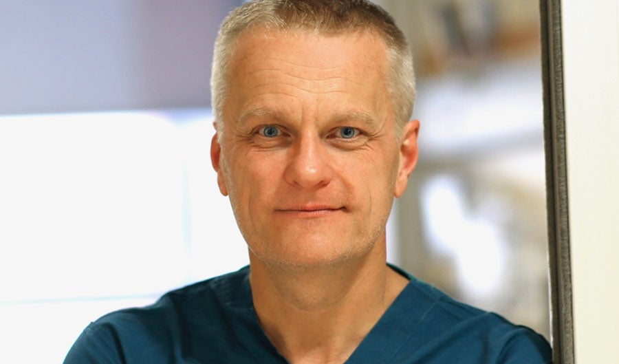 Dr. W. Lee Warren